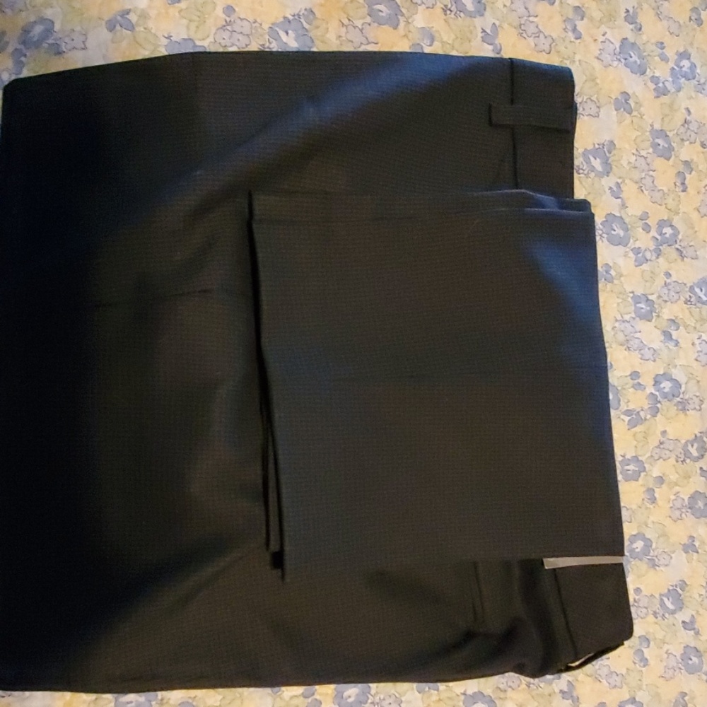 Pants - Picture 4 of 4